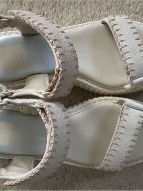 Dolce Vita Women's Light Beige Strappy Sandals